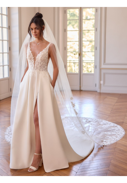 Bianco Evento S550 – Brautschleier Ivory, 350 cm ()