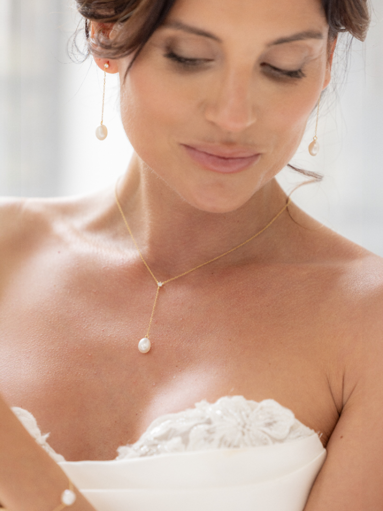 Abrazi Ashley Kette main product photo