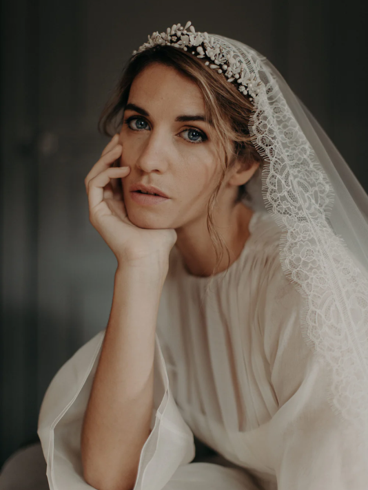 Lizeron Clementine Tiara Weiß main product photo