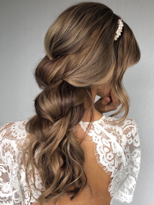 Sally Jane Bridal Sabrina Haarstreng Gold main product photo